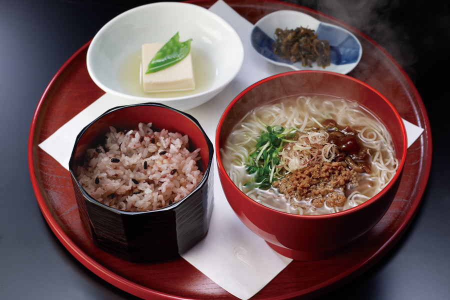 東京駅周辺 ランチもディナーも 1 000円前後の一人ごはん レッツエンジョイ東京 東京駅周辺 ランチもディナーも 1 000円前後の一人ごはん レッツエンジョイ東京