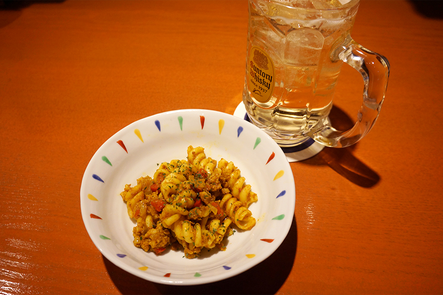 えびす呑み場 やましたカレーマカロニとハイボール