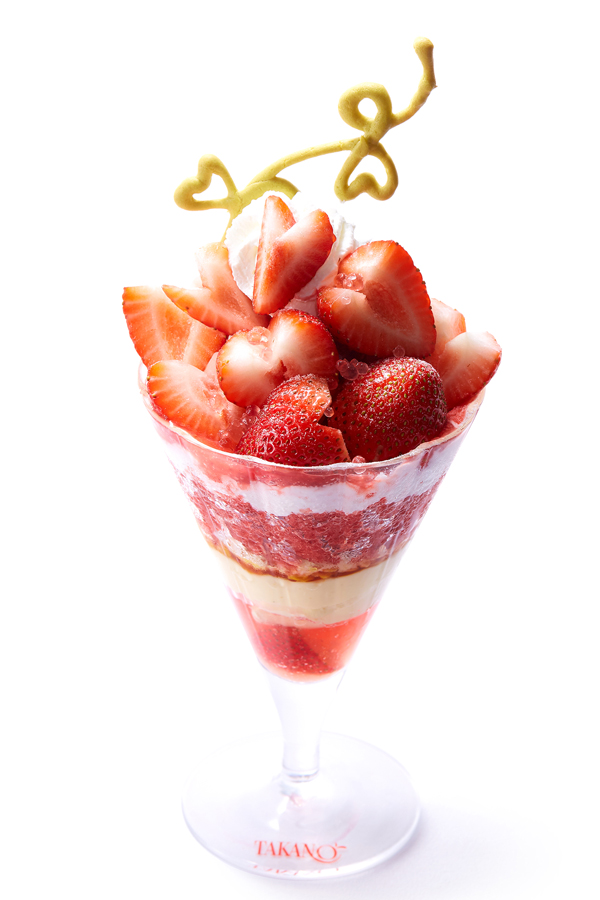 タカノフルーツパーラー 本店 苺のパフェ