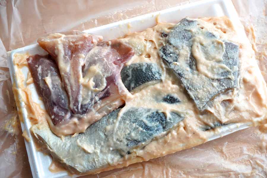高級な魚の粕漬けをお安くゲット!「魚久」直営店レポ|レッツ