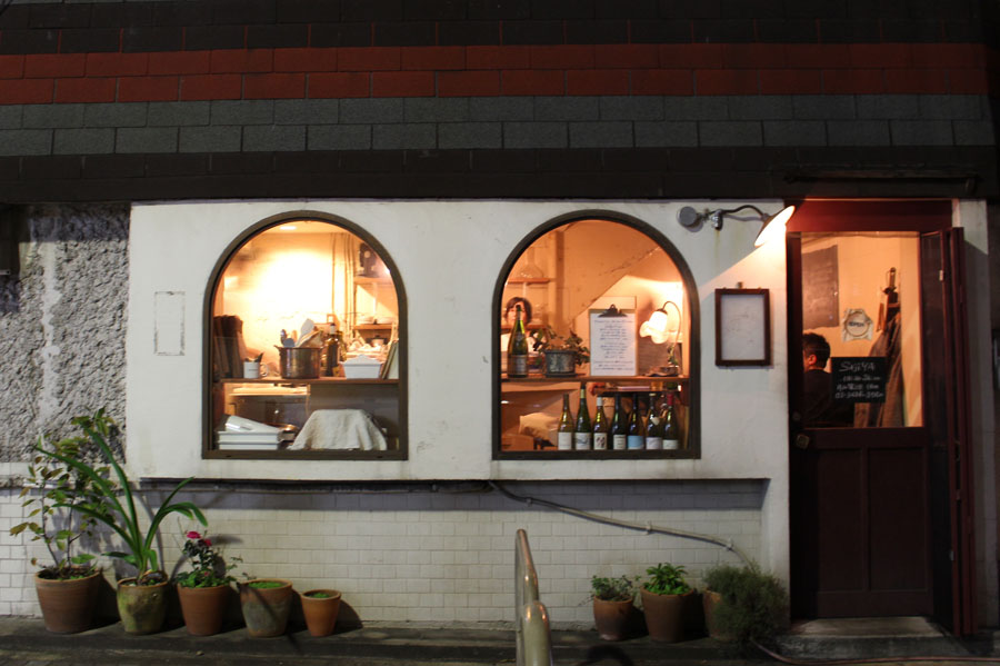 渋谷 女性一人飲みにピッタリな 立ち飲み店 5選 レッツエンジョイ東京