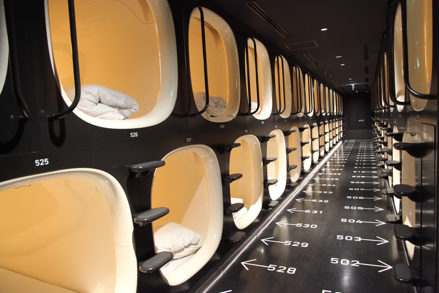 新宿周辺で終電逃したら 4 900円 の進化系カプセルホテルが超スタイリッシュで上がる レッツエンジョイ東京