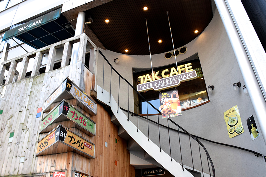 TAK CAFE外観