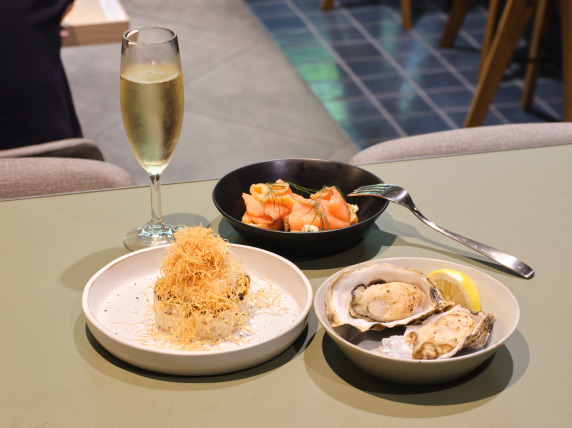 8TH SEA OYSTER Kitchen 料理イメージ