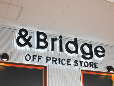 ＆Bridge（ニトリモール相模原店）