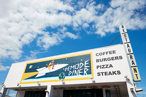 DEMODE DINER